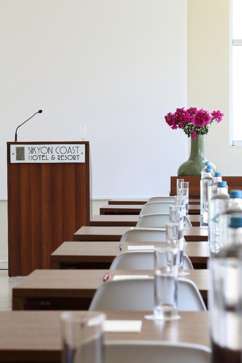 Sikyon Coast Hotel And Resort 자일로카스트론 외부 사진